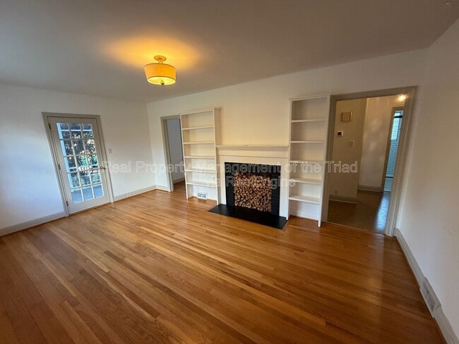 Photo - 7530 Shallowford Rd