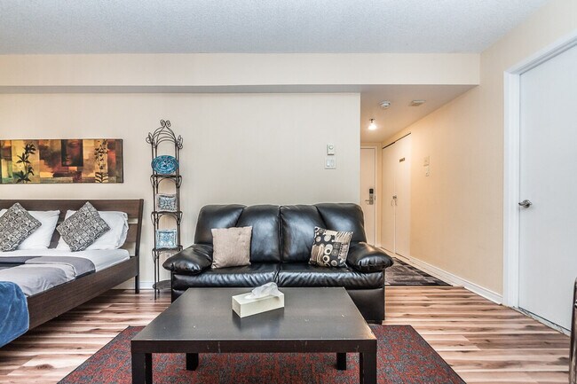 Photo - 1241 Rue Ste-Élisabeth Unit ID1262312P