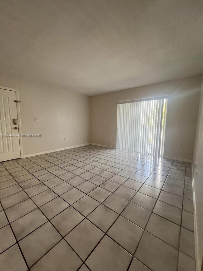 Photo - 8540 SW 212th St Unit 201