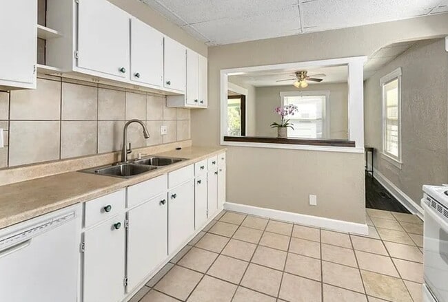 Photo - 1126 Fremont Ave