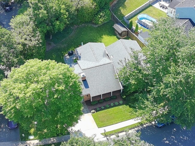 Photo - 8097 Winding Way Ct