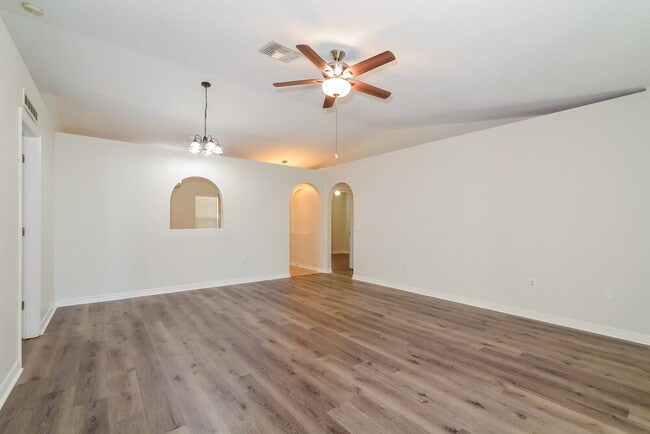 Photo - 4870 Preserve Blvd