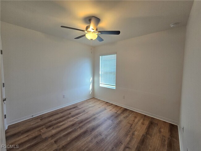 Photo - 334 SW 25th Ave House