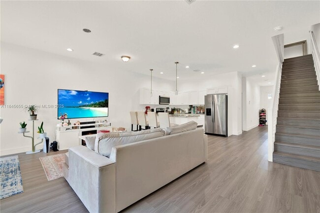 Building Photo - 12783 SW 247th St Rental