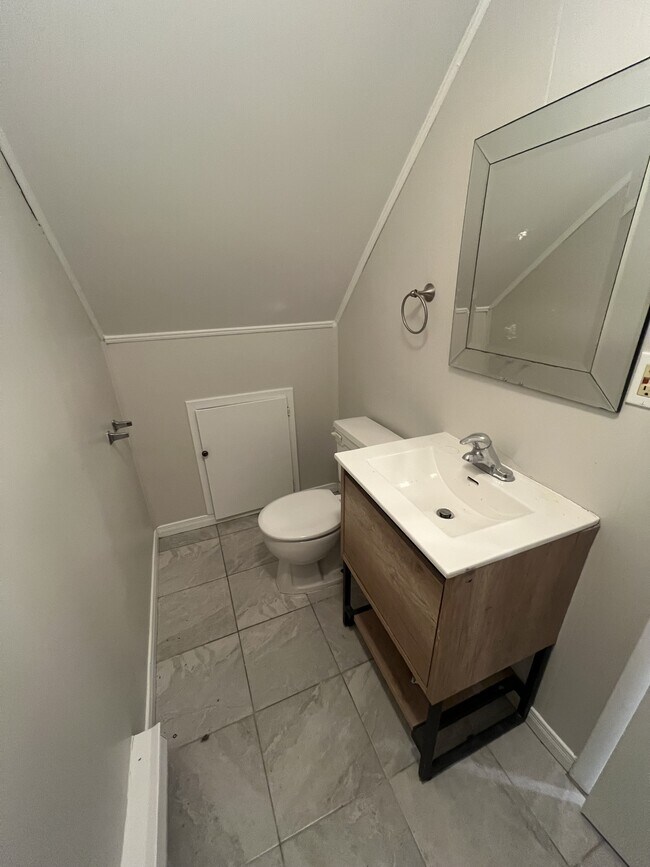 Photo - 13 Ann St Unité 4