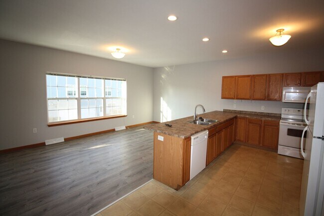 Photo - 4221 Owl Creek Dr Unit 4221