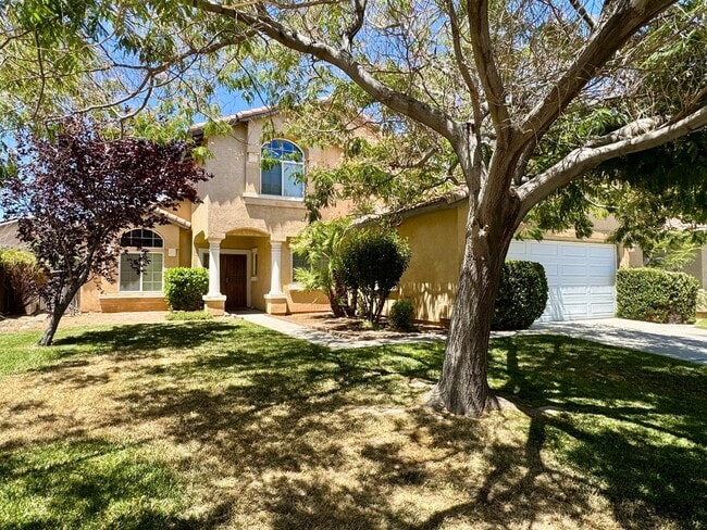 Building Photo - Spacious 4 Bedroom Home in Victorville