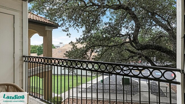 Photo - 19275 Stone Oak Pkwy Unidad 1016