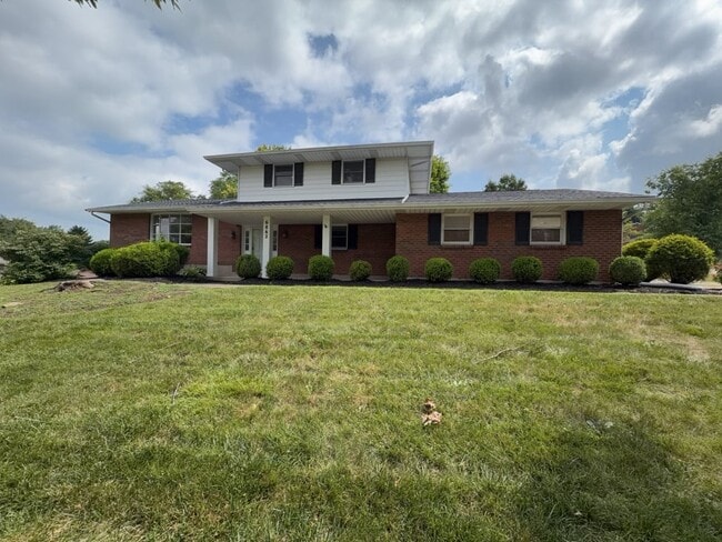 Building Photo - 6862 N Windwood Dr