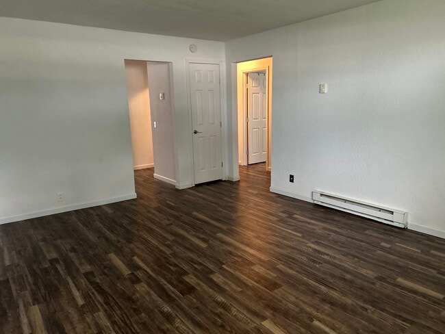 Living Room. - 211 Smith Rd Unit 211 B