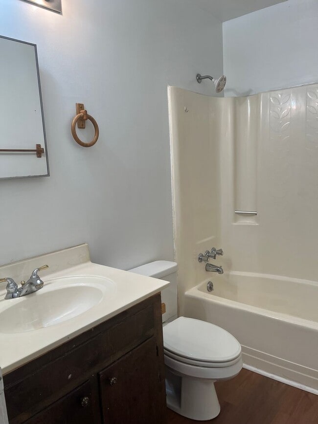Photo - 2 Bedroom 2 Bath Duplex located in Dorchester 2 school district~