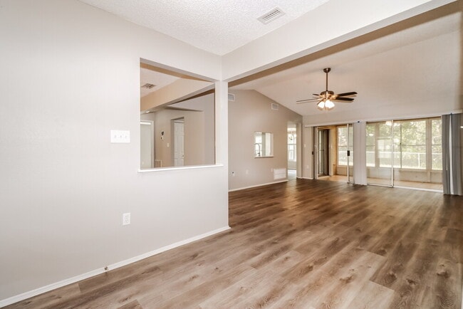 Photo - 7745 Riverdale Dr