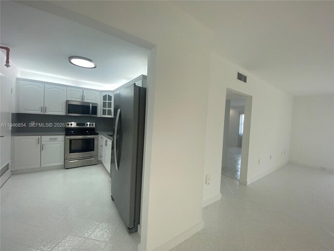 Photo - 400 Kings Point Dr Unit 929