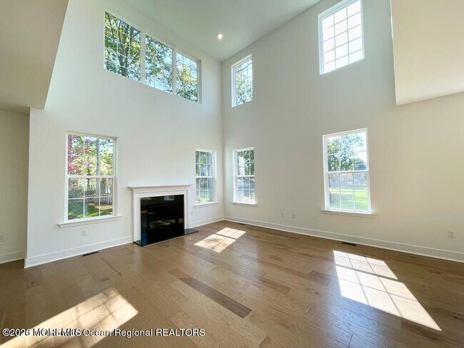 113 Woolley Ct