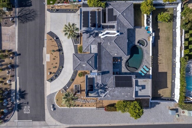 Building Photo - 72992 Bel Air Rd Rental