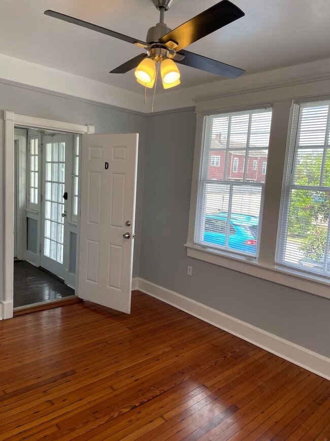Photo - 1BD/2BA, 1/2 block off Carrollton Ave. Unit 4116 D