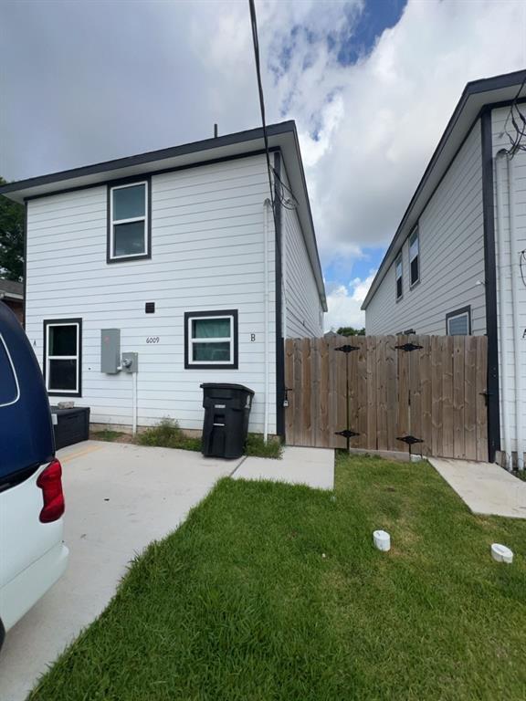 Building Photo - 6009 Wedgefield St Unit B Rental
