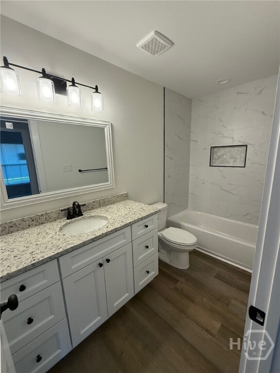 Photo - 9 Helmken St