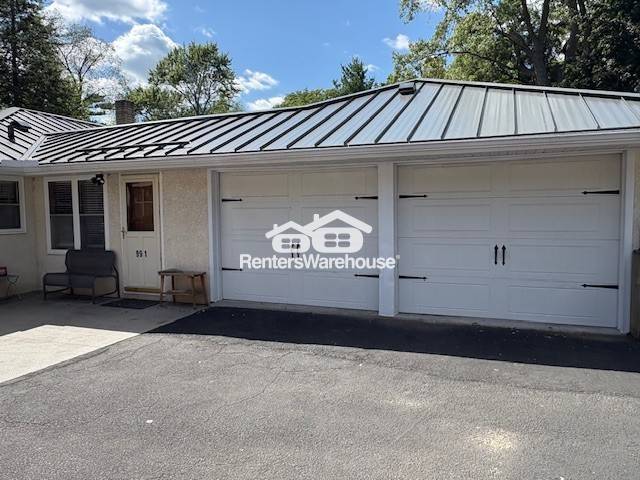 Photo - 991 Burns Ave