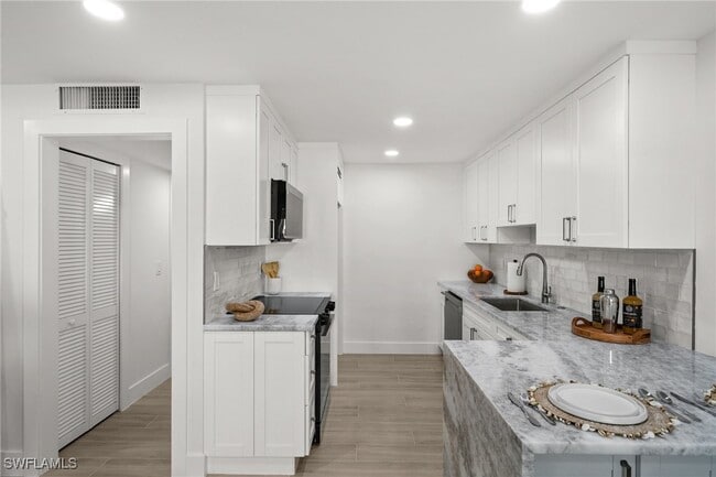 Photo - 342 Harbour Dr Unit 342