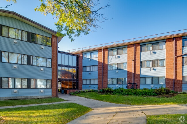 Building Photo - The Landing at 1st Street