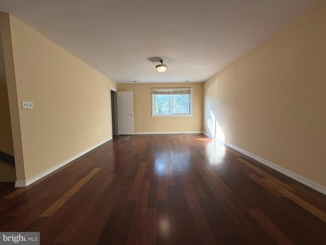 Photo - 6317 Pearce Ave