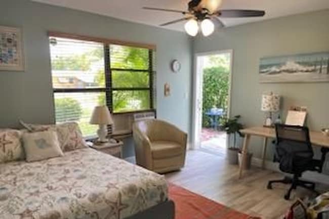 Clean and bright room - 4500 NE 5th Ave Rental