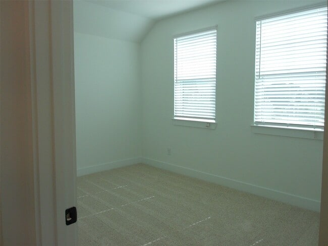 Photo - 19293 Hazel Firs Ln