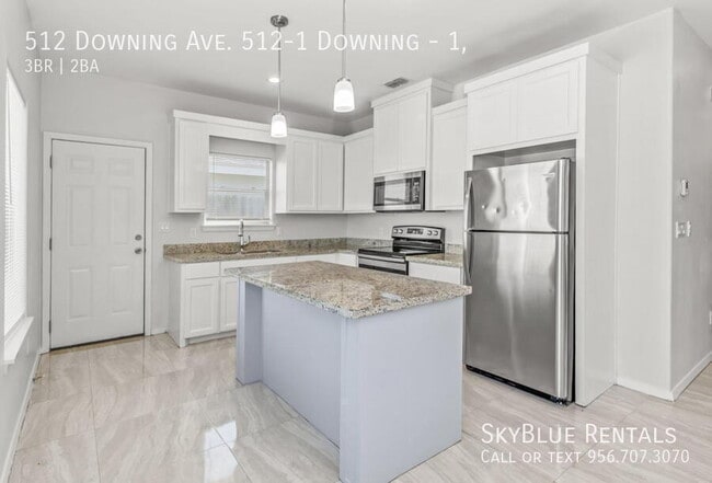 Building Photo - 512 Downing Ave Unit 1,