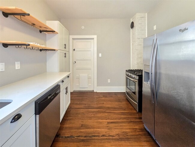 Photo - 4302 Ave Q 1/2