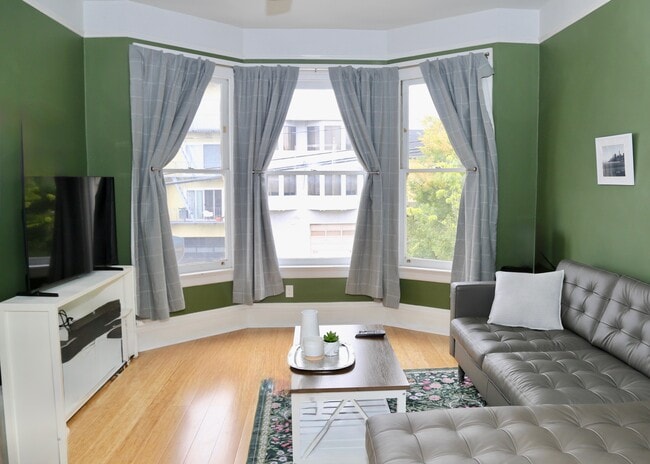 Building Photo - 748 Kansas St Rental