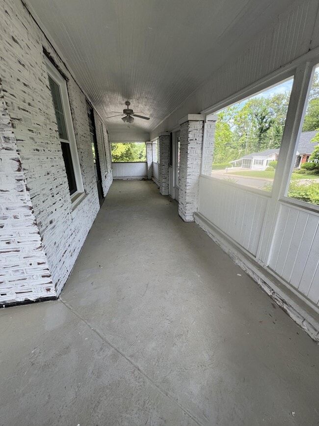 Photo - 214 W Buena Vista Ave