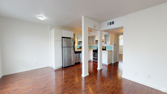 Photo - The Yellowstone Apartments