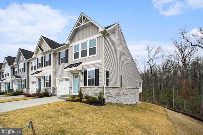 Photo - 8901 Blackthorne Pl