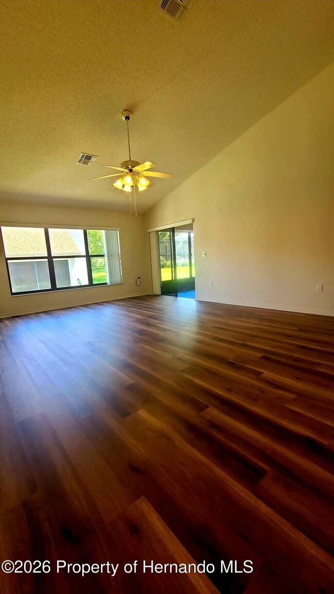 Photo - 11379 Deercroft Ct