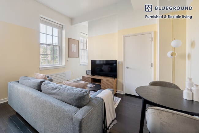 Photo - 1801 Wedemeyer St Unidad FL2-ID1456