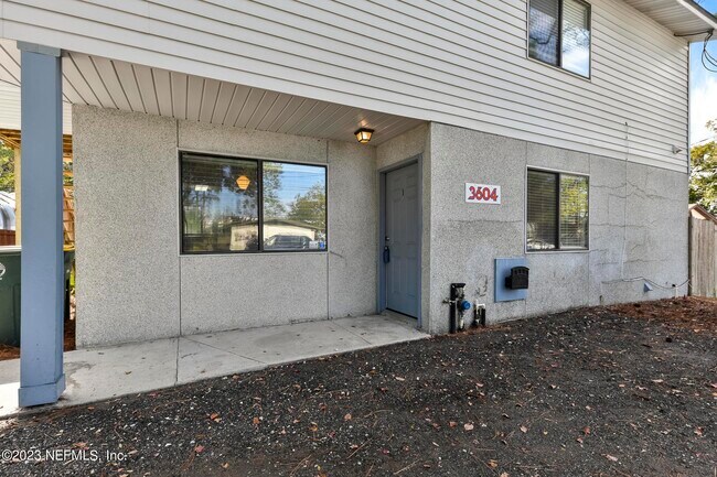 Photo - 3604 Morton St