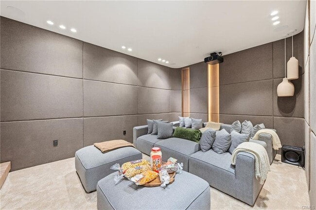 Photo - 16782 Otsego St