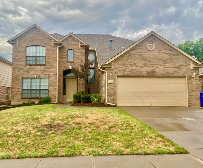 Large 3 Bed 3 Bath Home with an Office in ... - Large 3 Bed 3 Bath Home with an Office in ...
