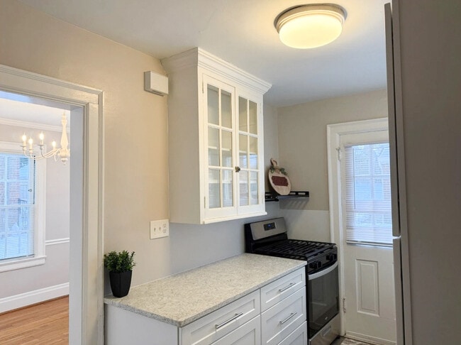 Photo - 3919 Beech St