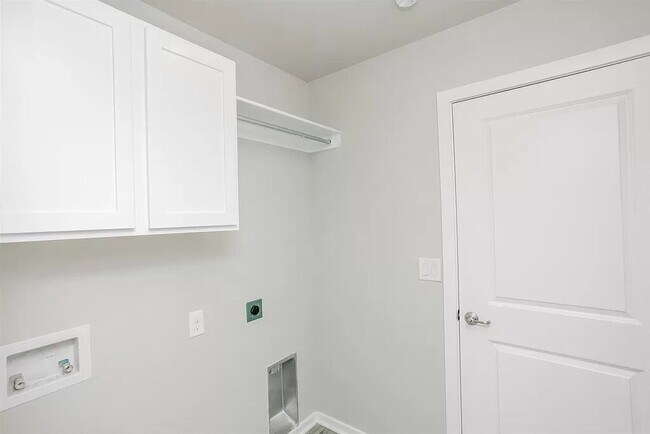 Building Photo - Cooper Schools/ Southeast Corridor/New Construction/ Half Off First Full Month's rent