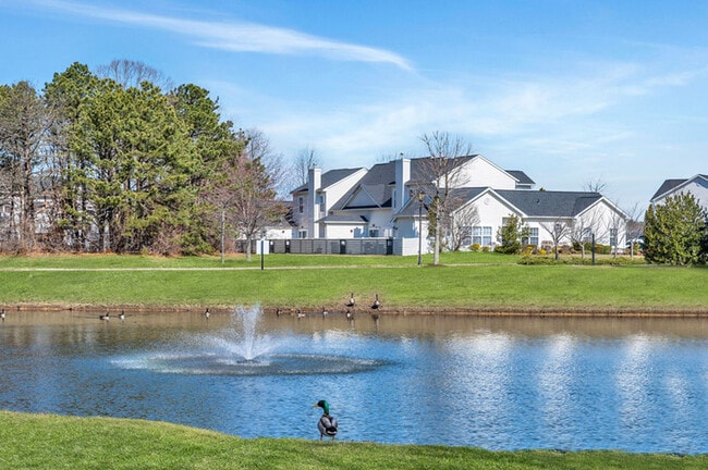 Building Photo - Rosemont Brookhaven Rental