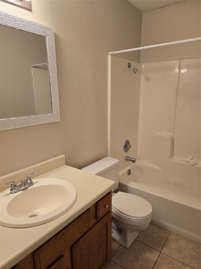 Photo - 16922 Whitebrush Loop