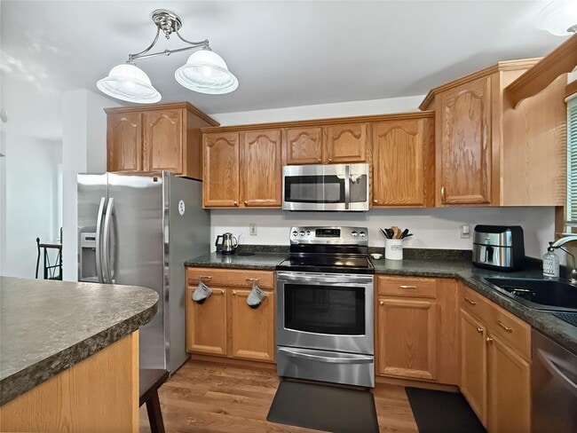 Photo - 1806 Village Dr Rental