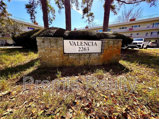 Photo - 2263 Americus Blvd E Unidad 53 - 1