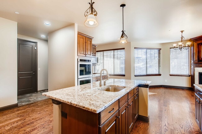 Photo - 1696 Ave Del Sol