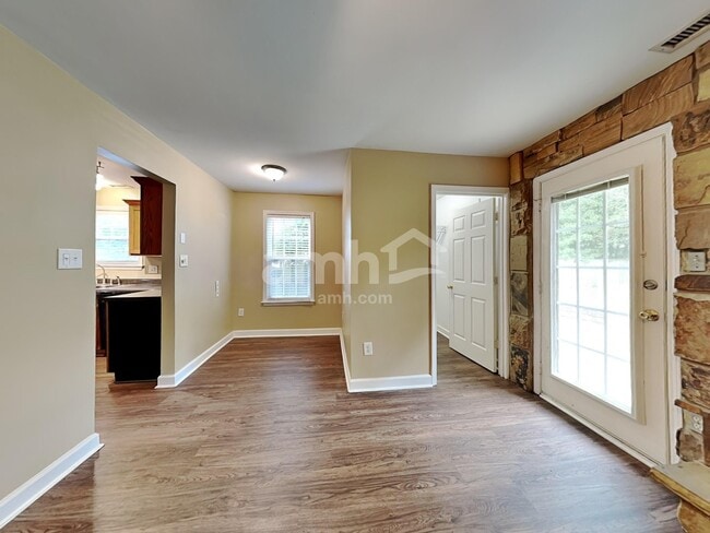 Photo - 3913 Lodgepole Ln