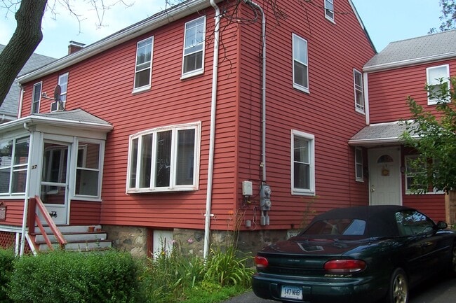 Building Photo - 37 Clifton St Unit 2BR apartment