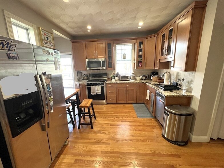 Photo - 123 Forest St