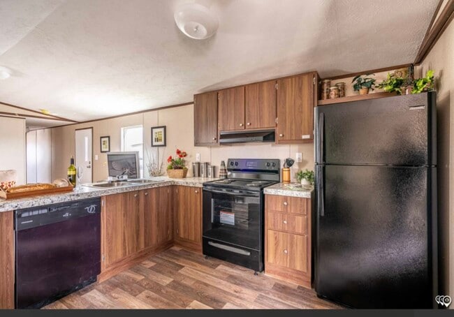 Photo - 151 Tommy Stubbs Rd